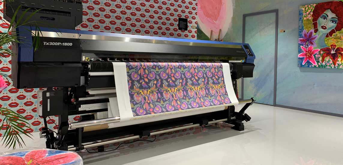 Mimaki Tx300P-1800 - новый гибридный текстильный принтер